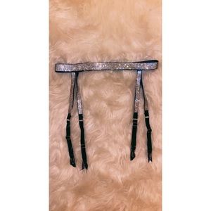 ❣️ Victoria’s Secret Shine Strap Garter Belt
